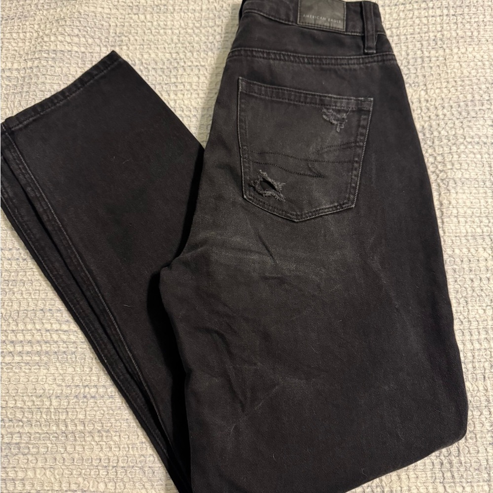American Eagle Women’s Black Mom Jeans